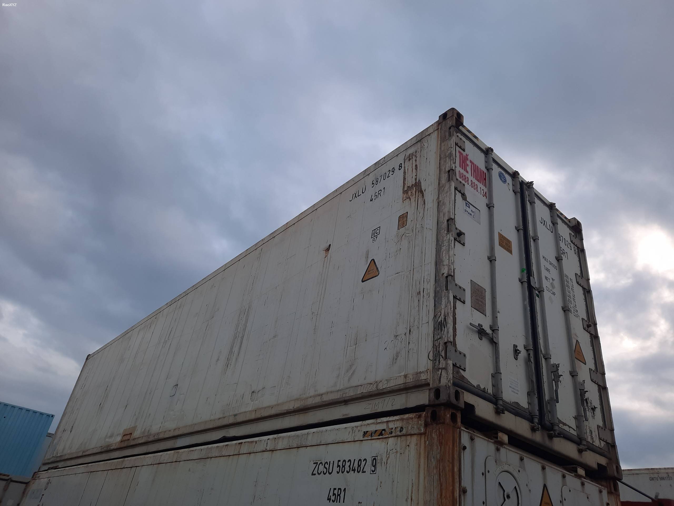 Cho thuê container lạnh 40 feet chứa hàng hoá Tết