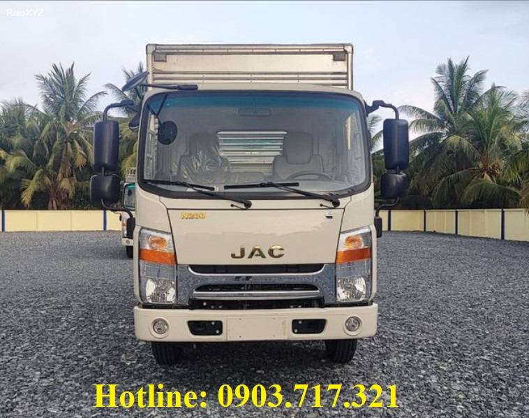 Bán xe tải Jac N200S/ Jac 1T9 thùng kín giá tốt giao xe ngay