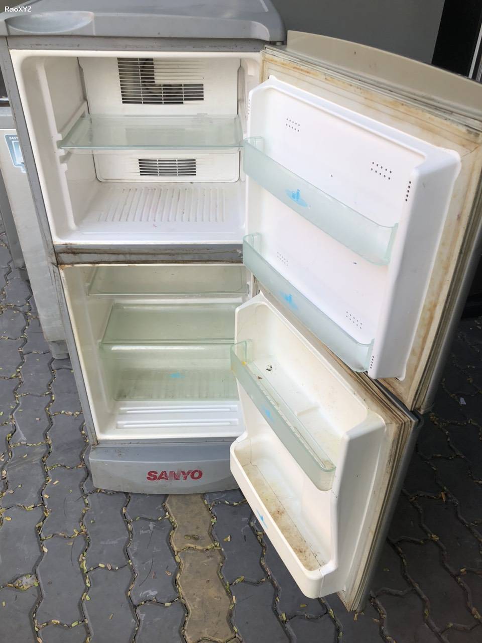 Tủ lạnh Sanyo 110lit giá rẻ