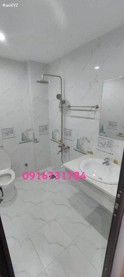 NHỈNH 3 TỶ SỞ HỮU 35M 5 TẦNG LAI XÁ, Ô TÔ ĐỖ CỬA. LH 0916731784