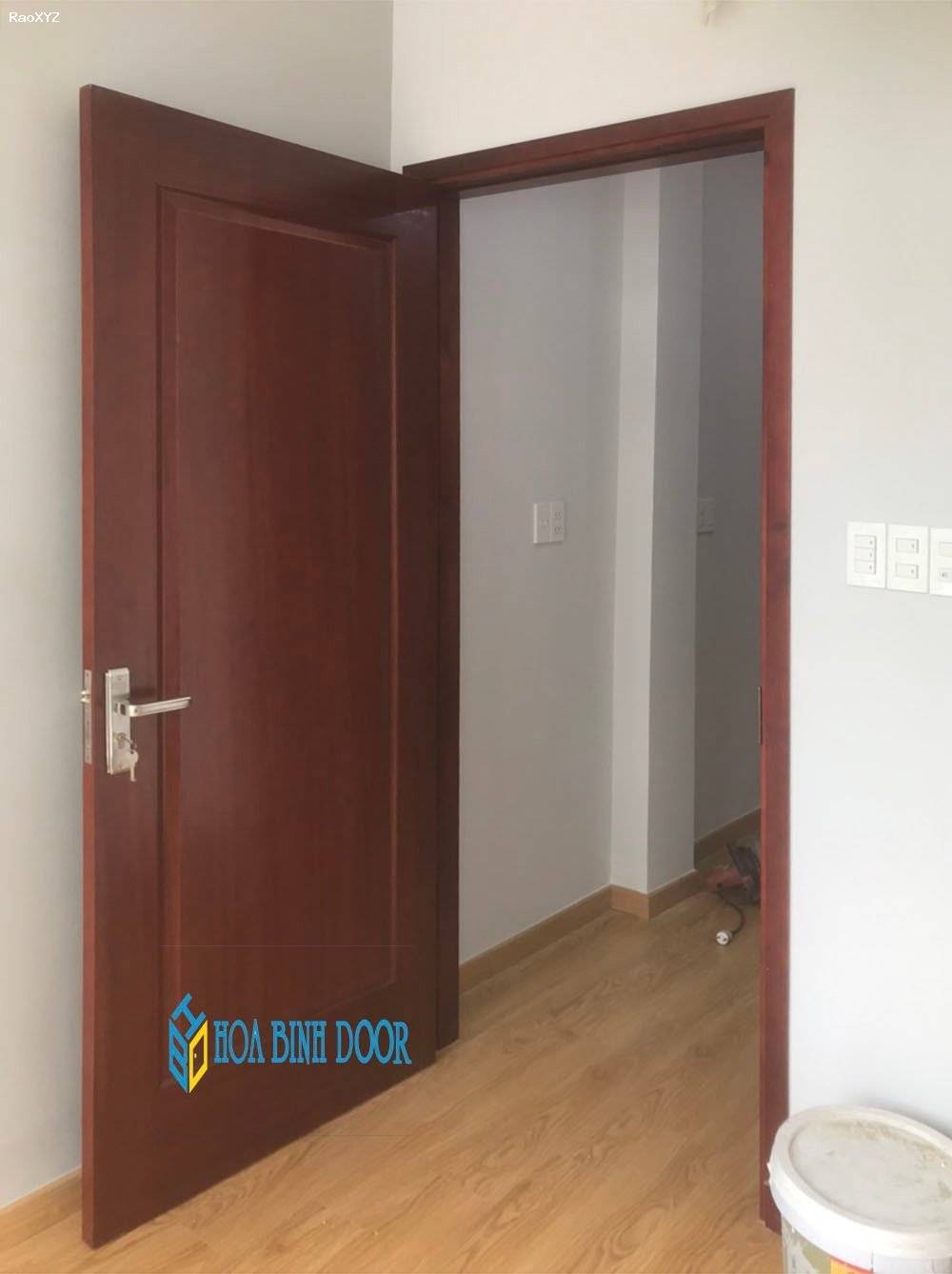 cửa gỗ sang bền đẹp dành cho cửa phòng ngủ