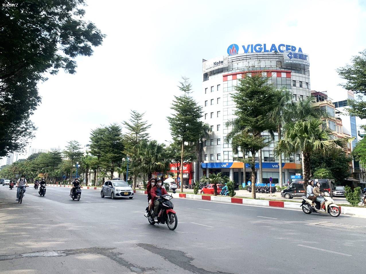 Hoàng Quốc Việt, Đất, Ngõ ô tô - thông, 40m, MT 4.5m, giá 6.8 Tỷ