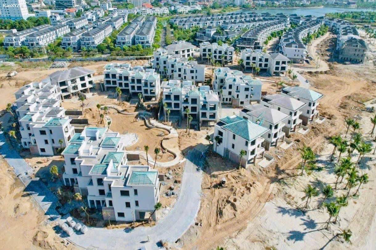 Chỉ duy nhất 1 suất mua cho căn biệt thự đơn lập  một bước chân chạm sóng liền cát - mặt biển Hạ Long - sổ đỏ sở hữu lâu dài  full giá  47 tỷ