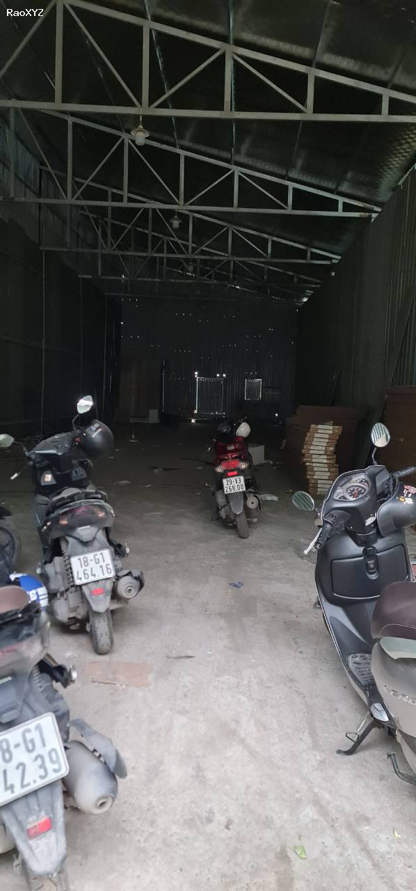 Cho thuê kho xưởng tại Yên Xá, Tân Triều, Hà Nội. Diện tích 208m xe container đỗ cửa, giao thông thuận tiện
