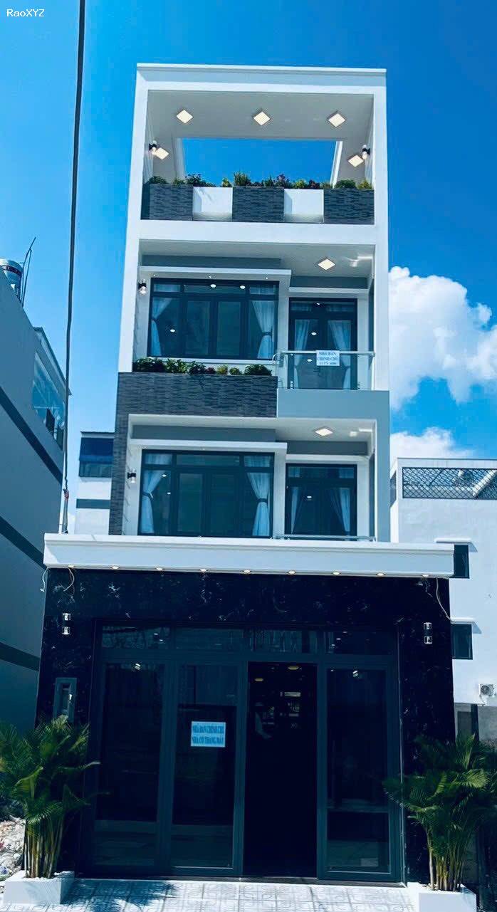 Bán nhà phố diện tích lớn có thang máy- mặt tiền hẻm nhựa 8m Nhà Bè