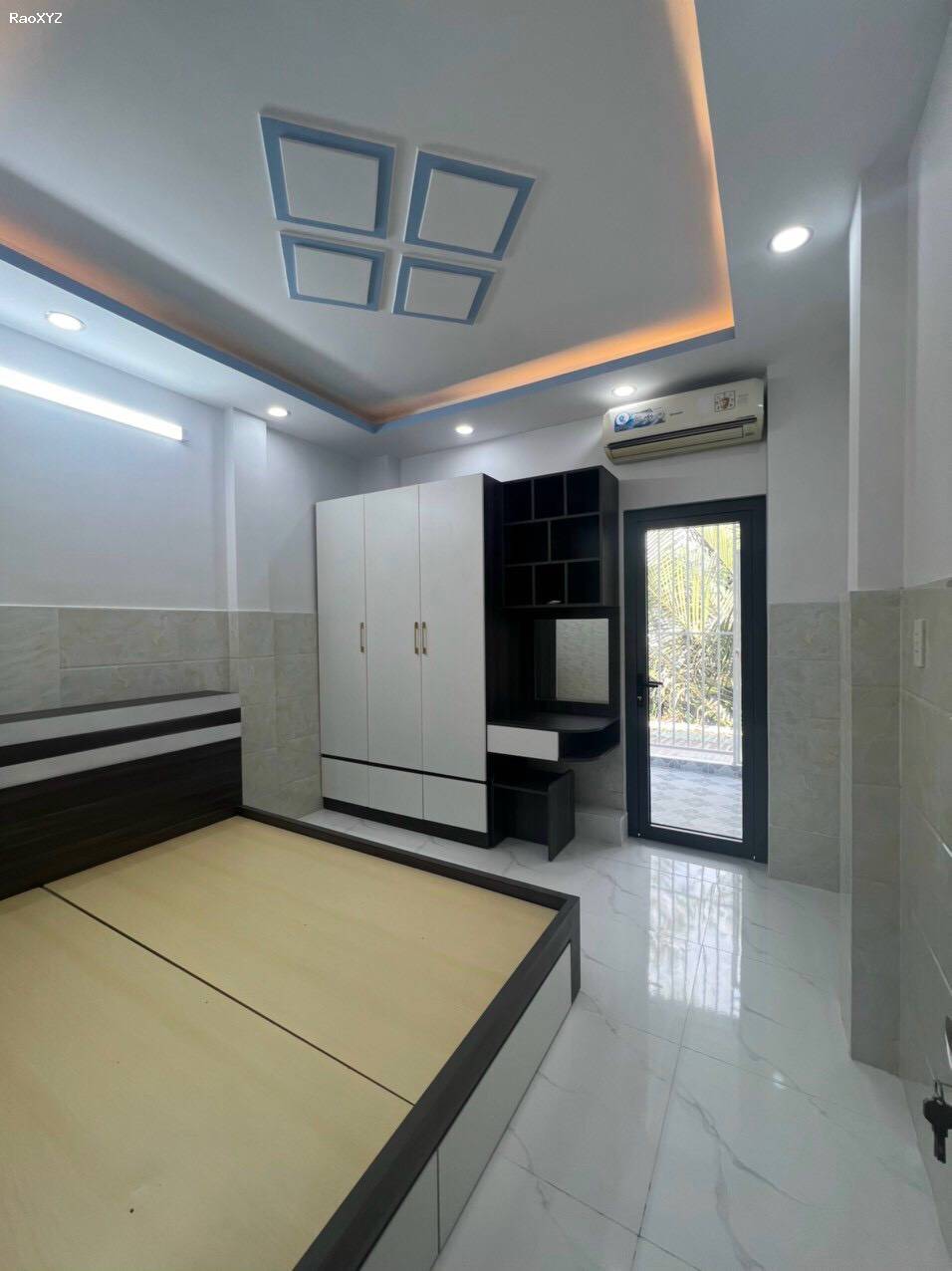 Bán Nhà Mới 2 lầu có 5 phòng ngủ khu dân cư 2266 Huỳnh Tấn Phát, Nhà Bè.