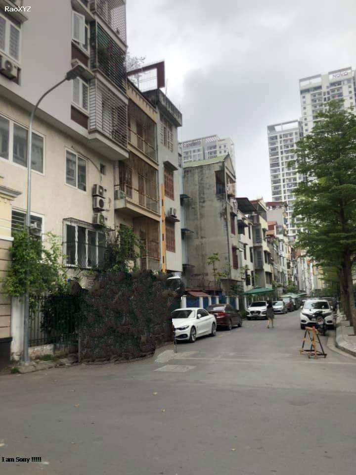 Mặt phố Trần Phú, Hà Đông, KD, Ô tô, vỉa hè, 298m x 4 tầng, MT 8.6m, giá hơn 50  tỷ.