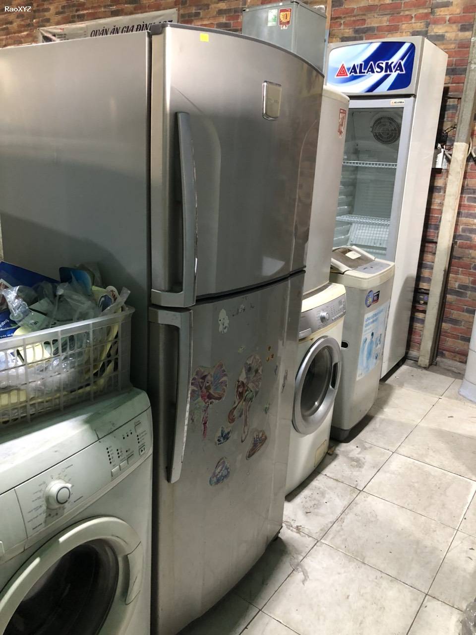 Tủ lạnh Toshiba 354lit không bám tuyết đã qua sử dụng