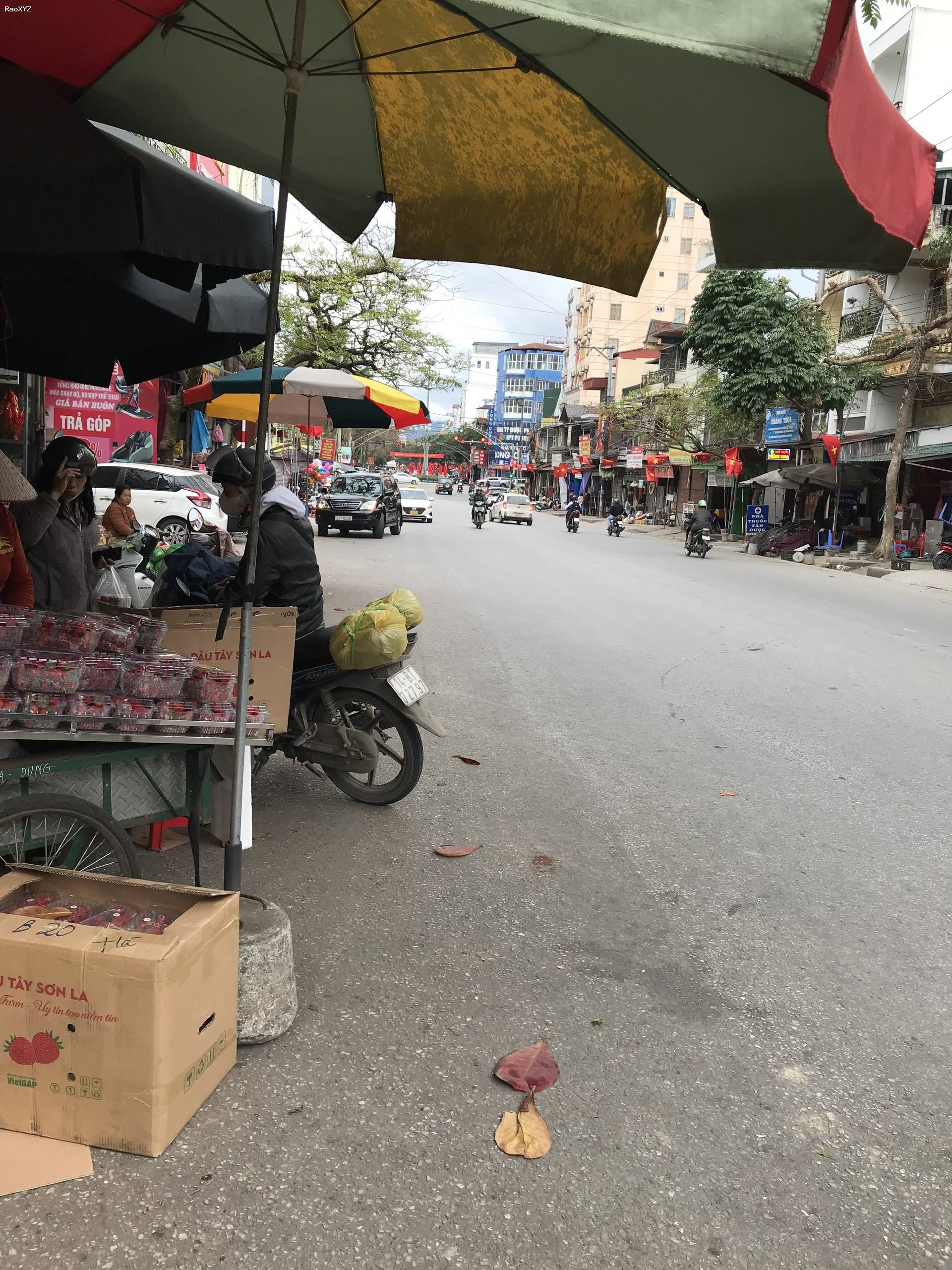 Cần Bán nhà 3 tầng măt tiền đường Nguyễn Thái Học, phường Trần Phú, thành phố Hà