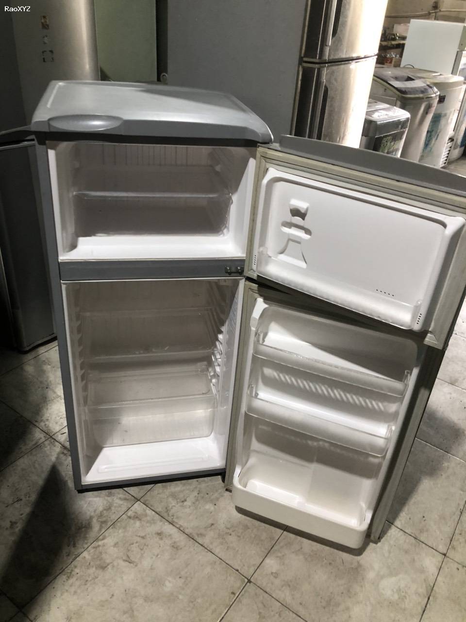 Tủ lạnh Sanyo 110lit lạnh tốt giá rẻ
