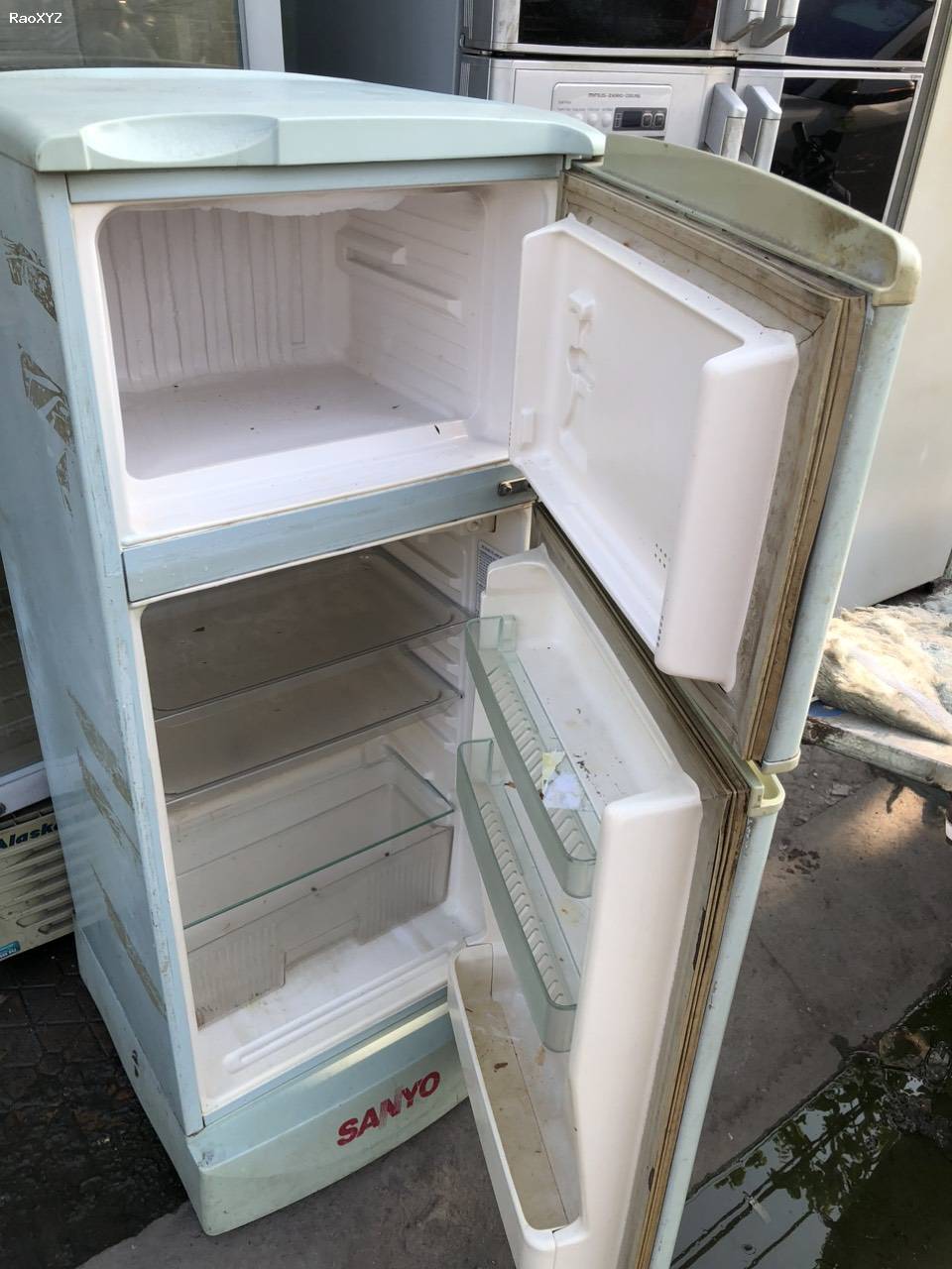 Tủ lạnh Sanyo 110lit lạnh tốt