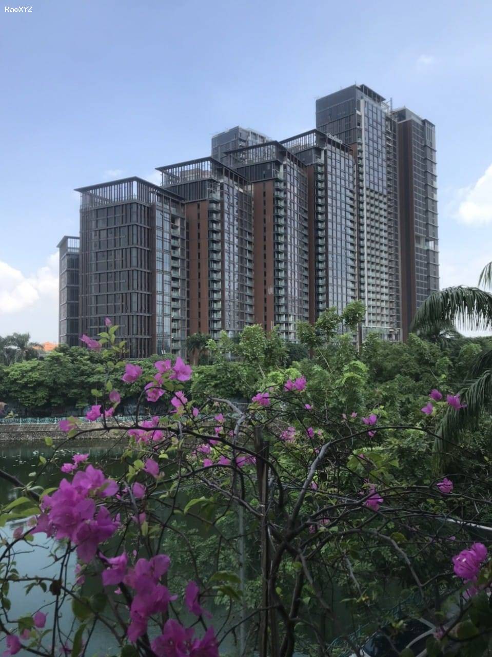 Tòa CHDV 282m2 x 10T, MT 16m rộng nhất P.Quảng Khánh, View Hồ Tây, Giá 270 tỷ.