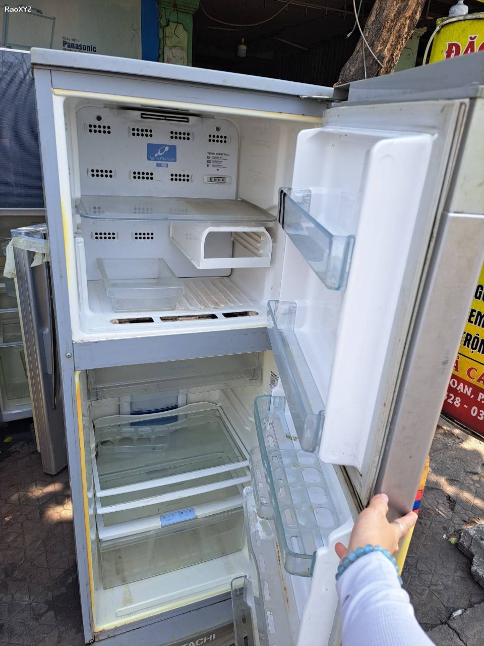 Tủ lạnh hitachi 180lit lạnh tôt giá rẻ
