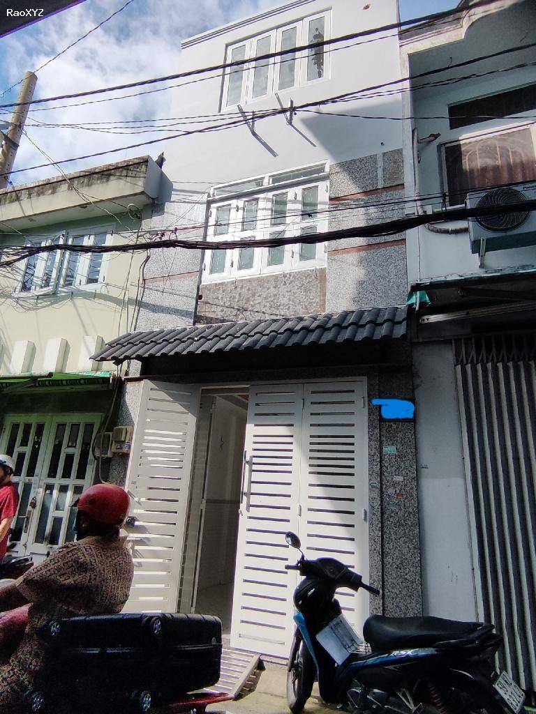 Bán nhà đường Huỳnh Văn Chính, Tân Phú, 3.2x9, 3 tầng, hẻm xe hơi, giá 3tỷ TL