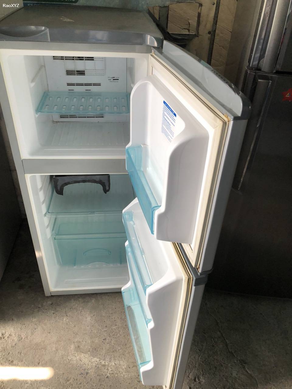 Tủ lạnh Darling 140.2lit không bám tuyết