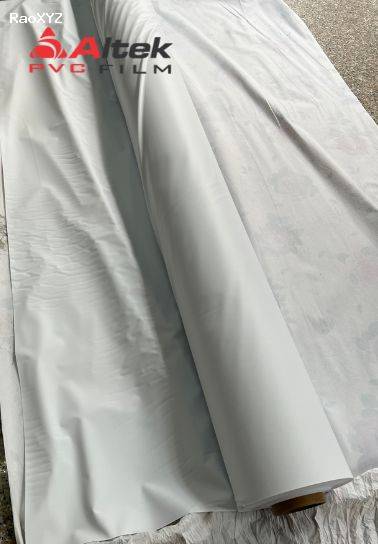 Phân phối và sản xuất áo mưa màng nhựa PVC dẻo.