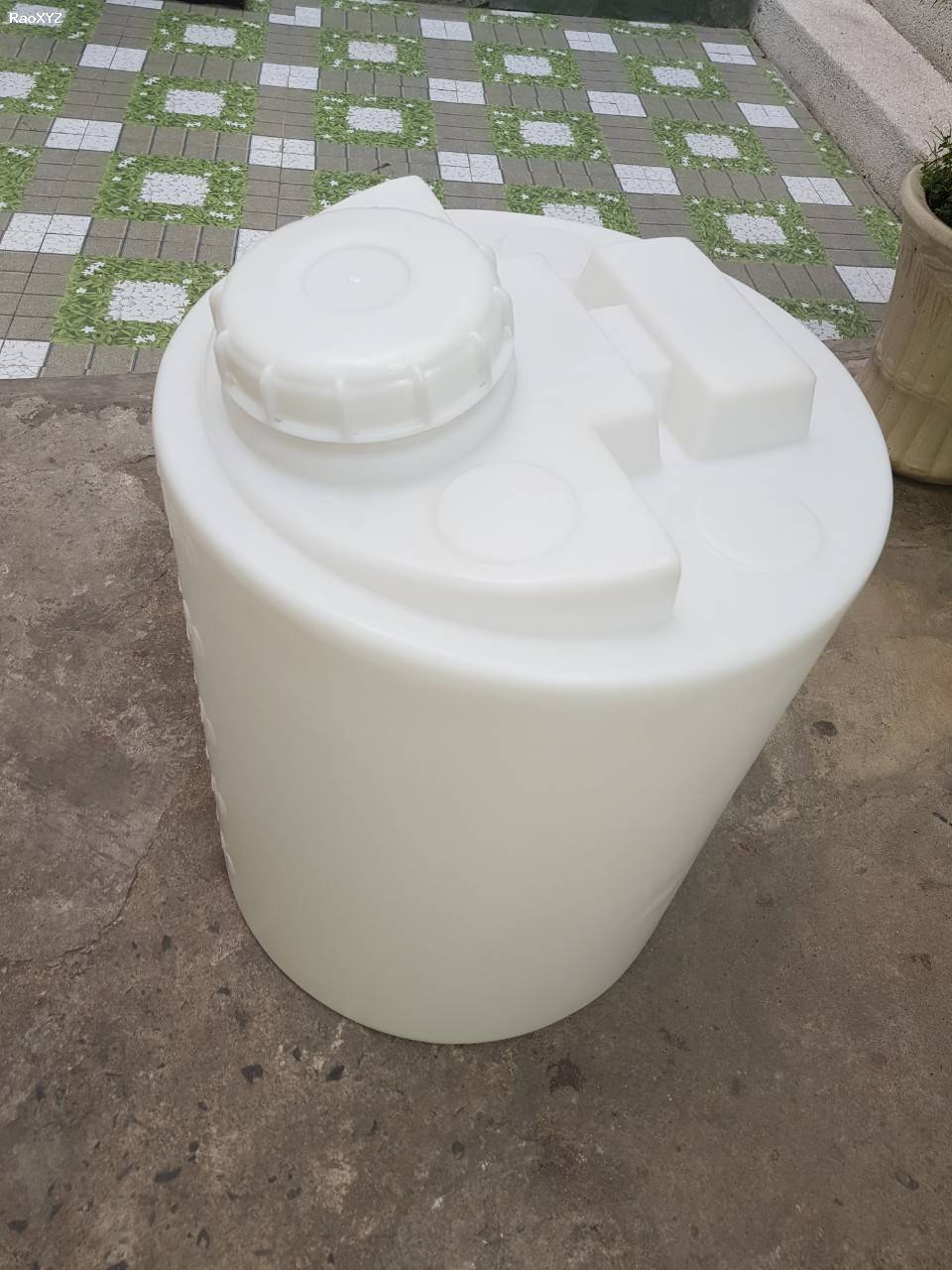 bồn nhựa PE 300L chứa hóa chất hãng PEC thái lan