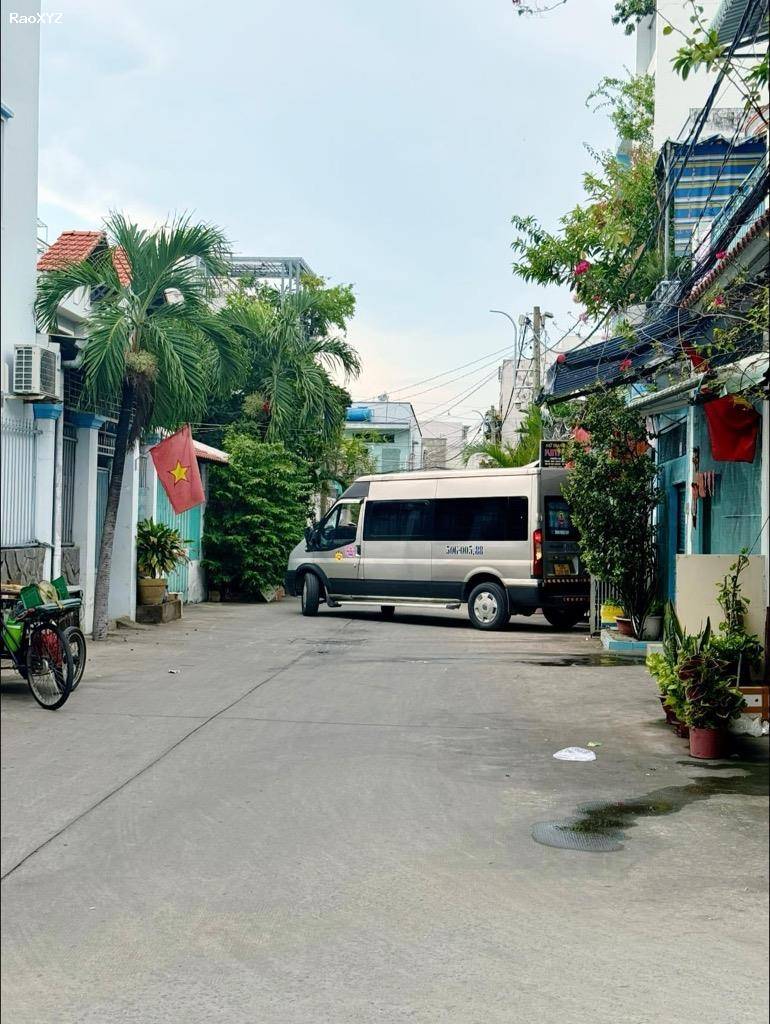 Bán nhà gần đường Bình Trị Đông, Bình Tân,  44m2, 2tầng, hẻm xe tải, giá chỉ nhỉnh 3 tỷ