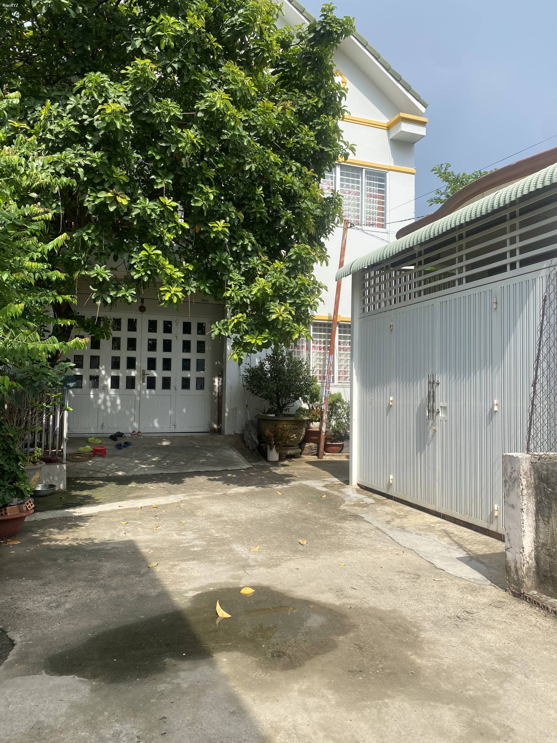 Bán nhà gần ĐH Lạc Hồng, Bửu Long, 2 mặt tiền, sổ riêng thổ cư