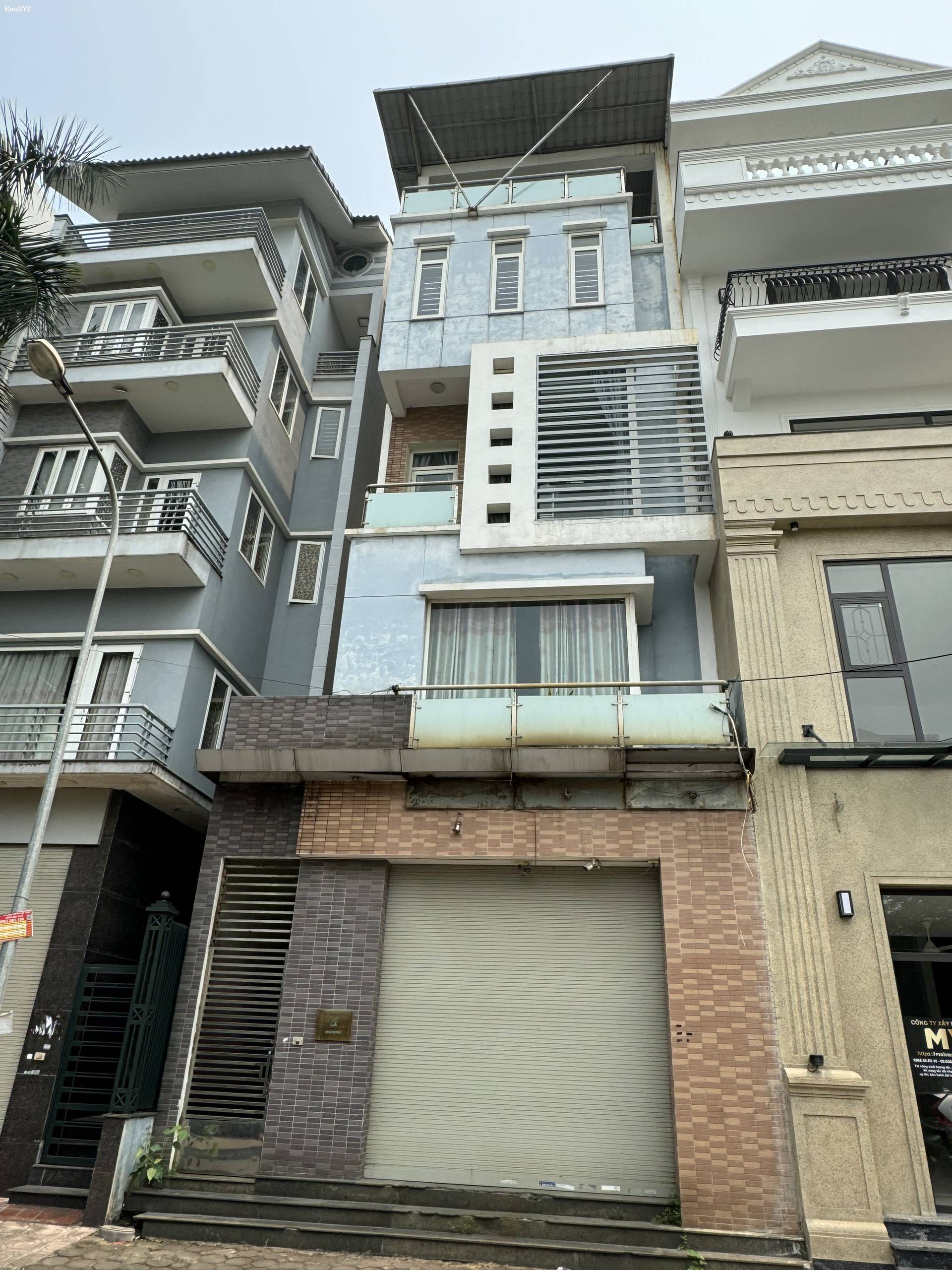 Chính chủ cho thuê nhà ở 5 tầng diện tích 96m2, mặt đường rộng để 4 xe ô tô phố Sài Đồng.