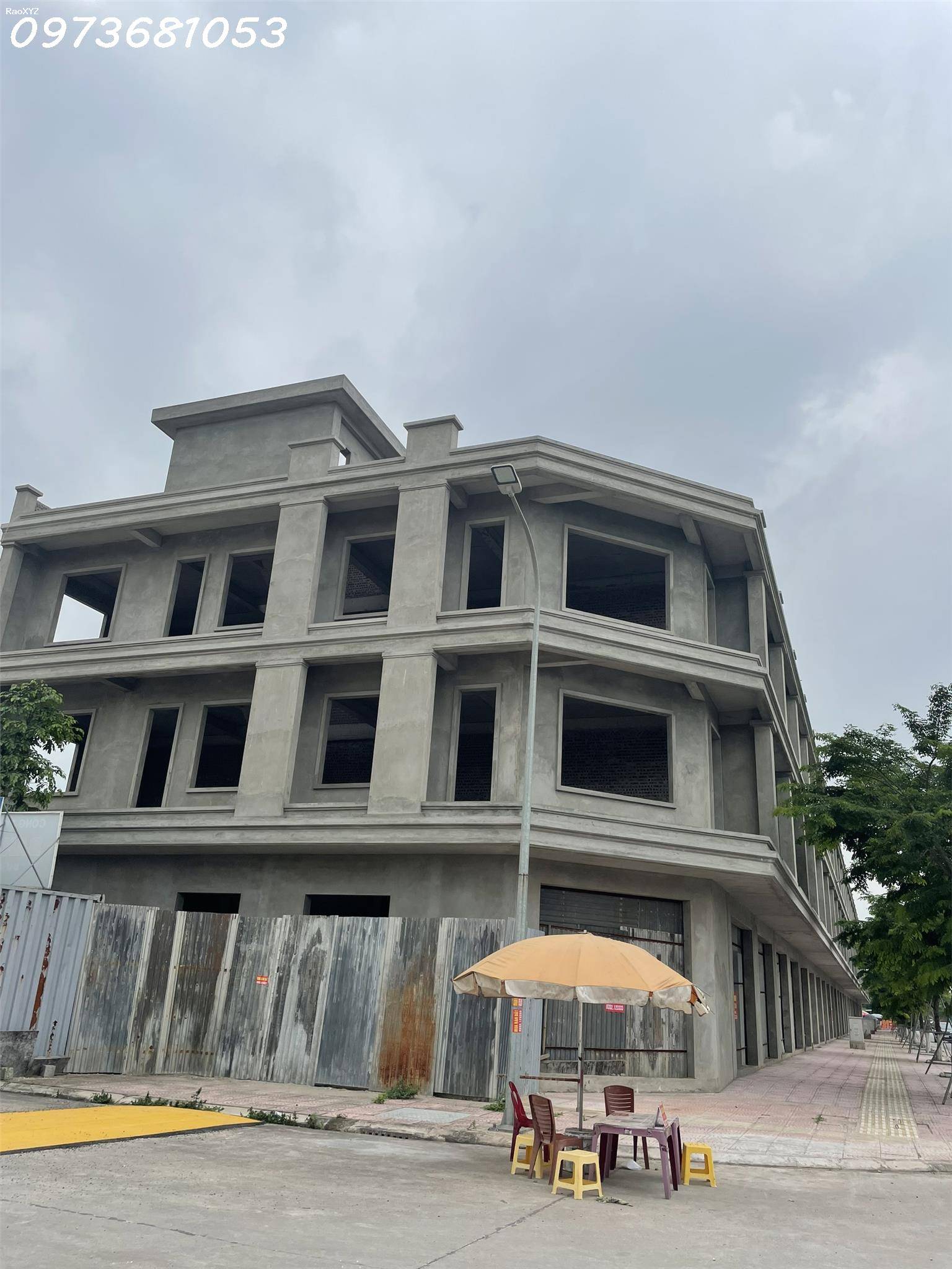 Bán nhà 3 tầng sổ lâu dài 100m2 mặt đường Nguyễn Văn Cừ, Phù Khê, thành phố Từ Sơn