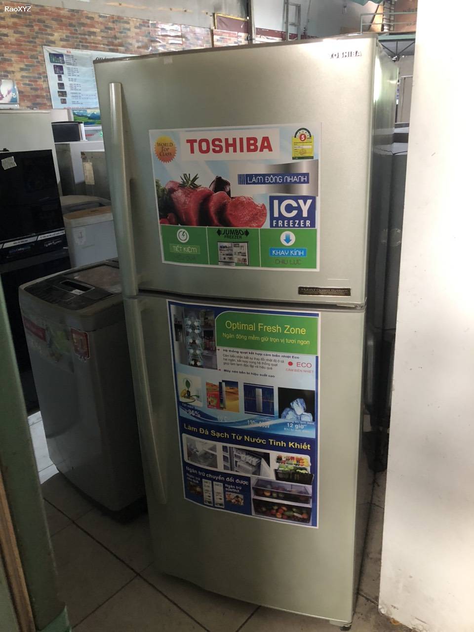 Tủ lạnh Toshiba 355lit không bám tuyết giá rẻ