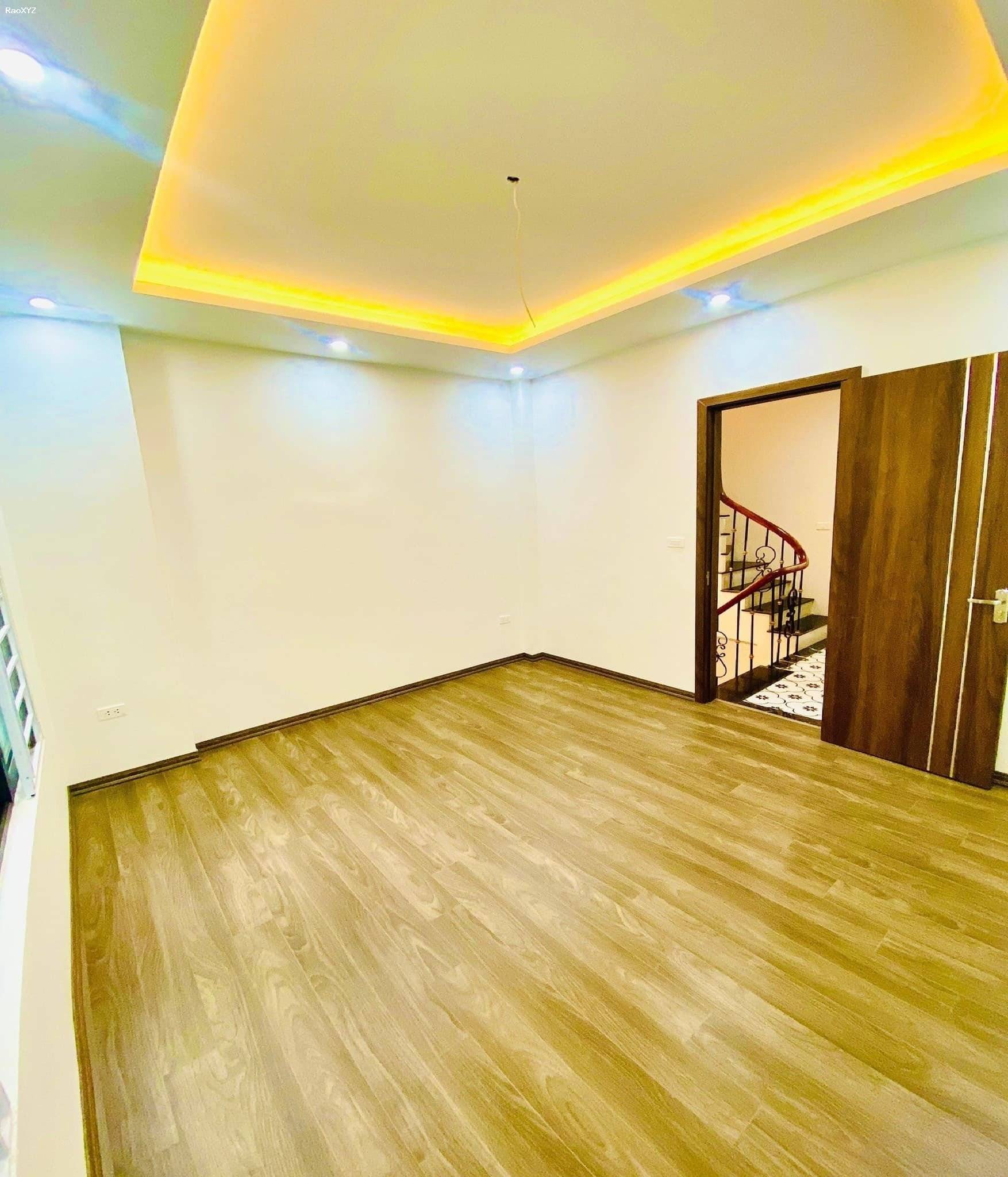 Tôi chủ nhà cho thuê cả nhà mới đẹp, Khu Quang Trung, 80m2x 4.5T- 17 Tr, VP, KD