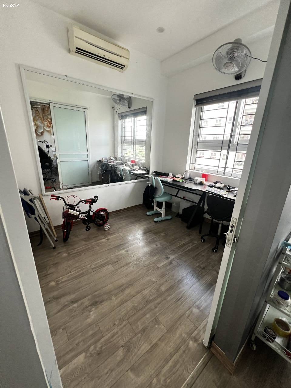 Cần bán căn hộ chung cư 2pn 62m toà HH02D Kđt Thanh Hà