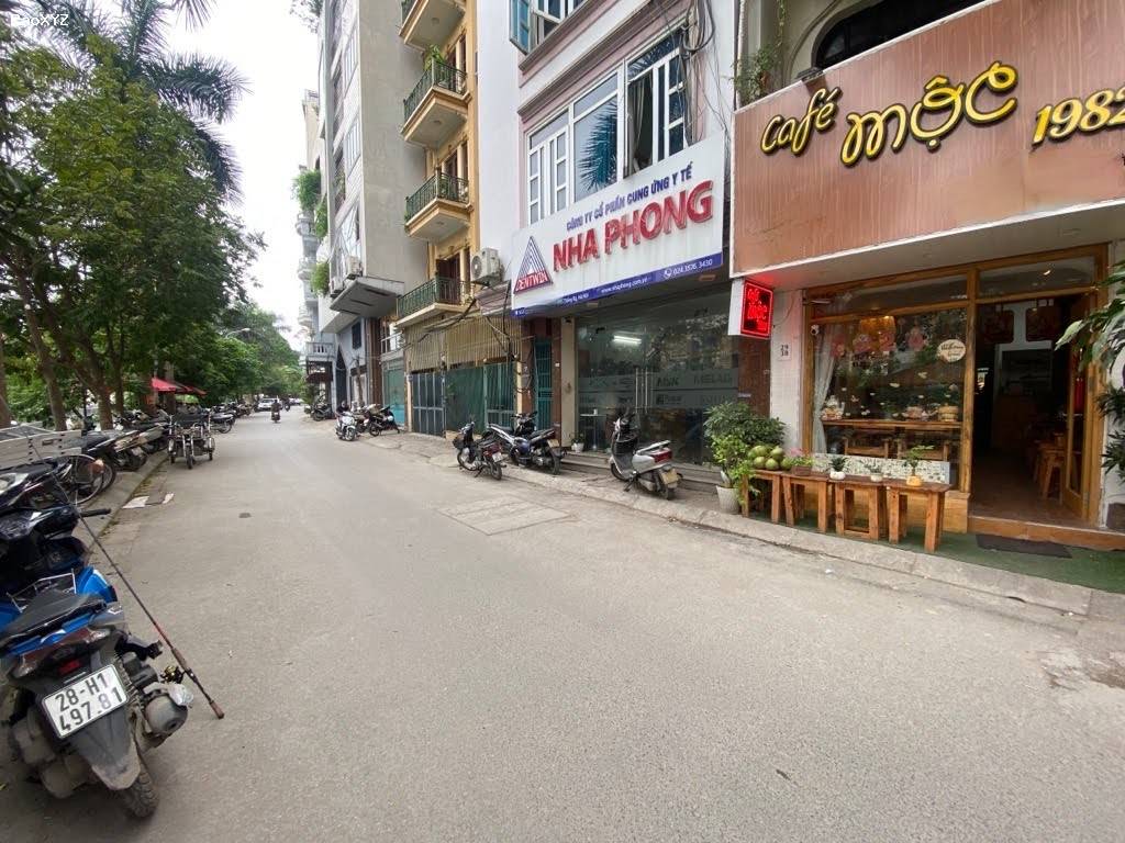 BÁN NHÀ PHƯƠNG MAI - ĐỐNG ĐA - 37M2 - VIEW HỒ - VỈA HÈ 2 BÊN - MẶT NGÕ Ô TÔ - ĐỖ NGÀY ĐÊM - KINH DOANH ĐA NGÀNH - VỊ TRÍ ĐẮC ĐỊA